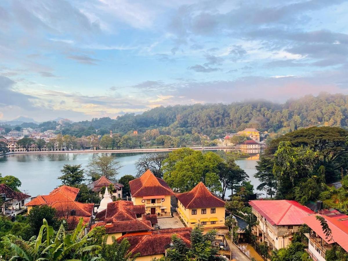 The Glen แคนดี้ ภายนอก รูปภาพ